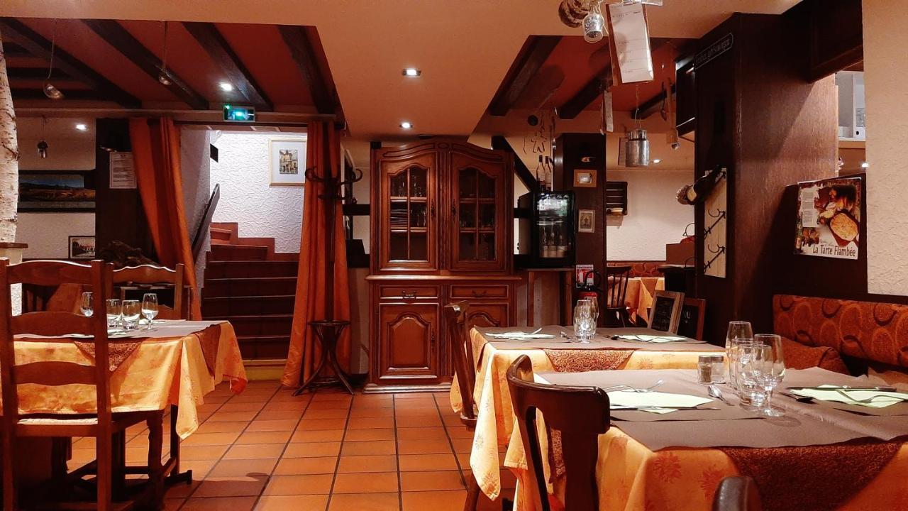 Hotel Restaurant Aux Deux Roses Neuf-Brisach Dış mekan fotoğraf